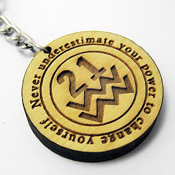 圓形木雕鑰匙圈